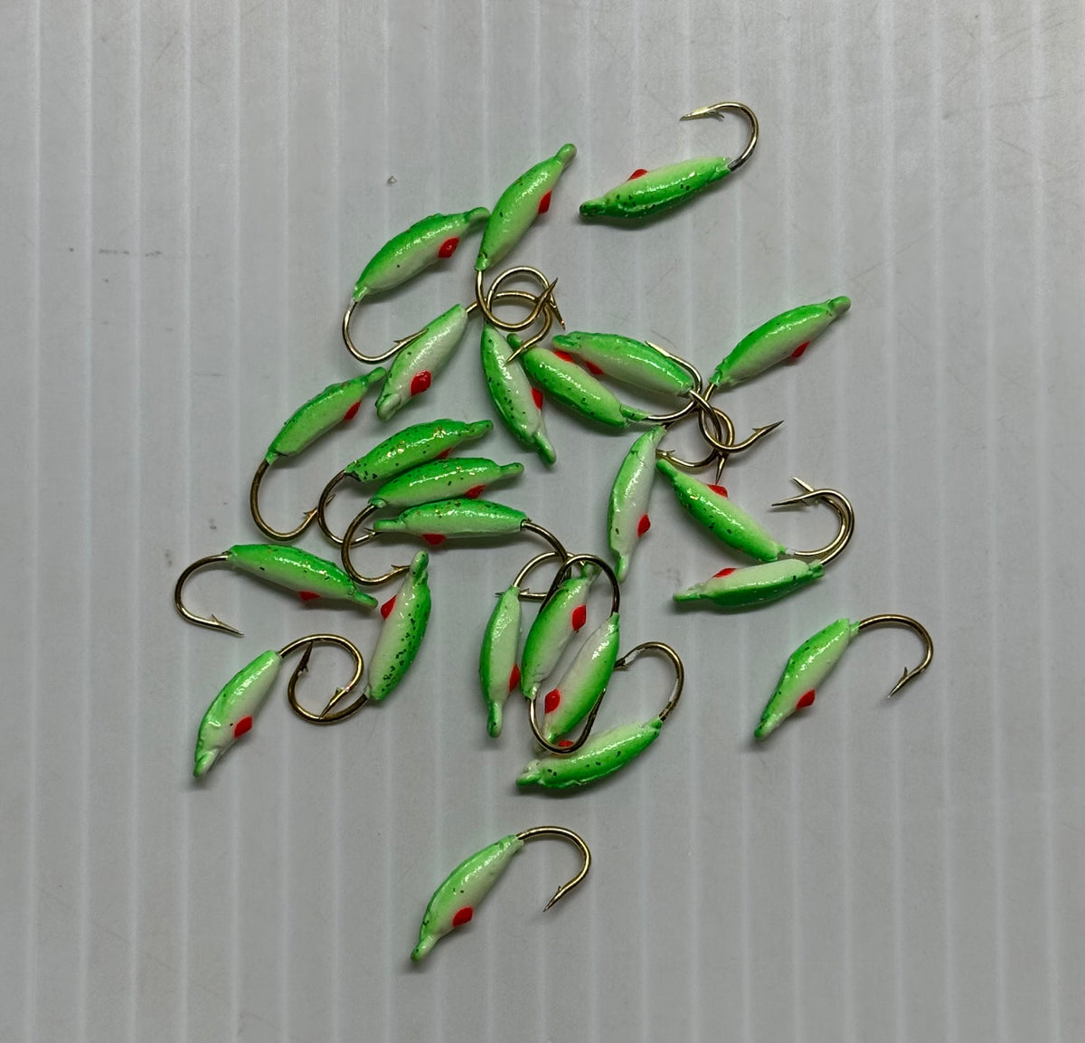 MOON GLITTER & GLOW STYLE ICE JIGS Green Size 8 24 Piece / $.72 Each!