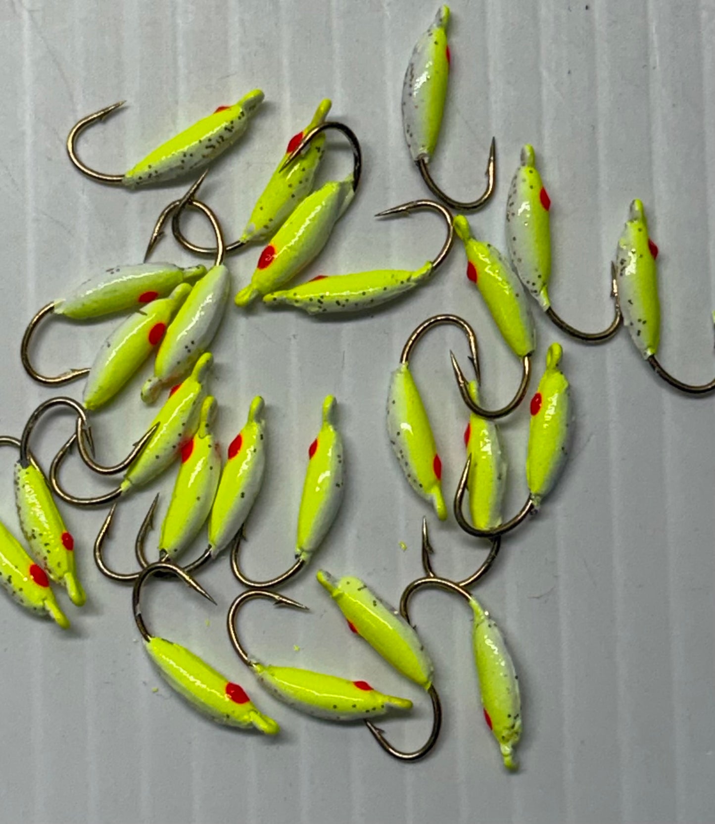 MOON STYLE ICE JIGS CHARTRUSE/PEARL Size 8 24 Piece / $.72 Each!